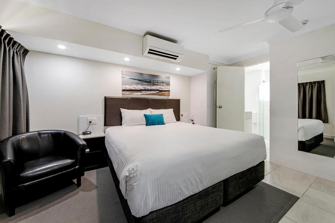 Endeavour Inn Emu Park Ngoại thất bức ảnh