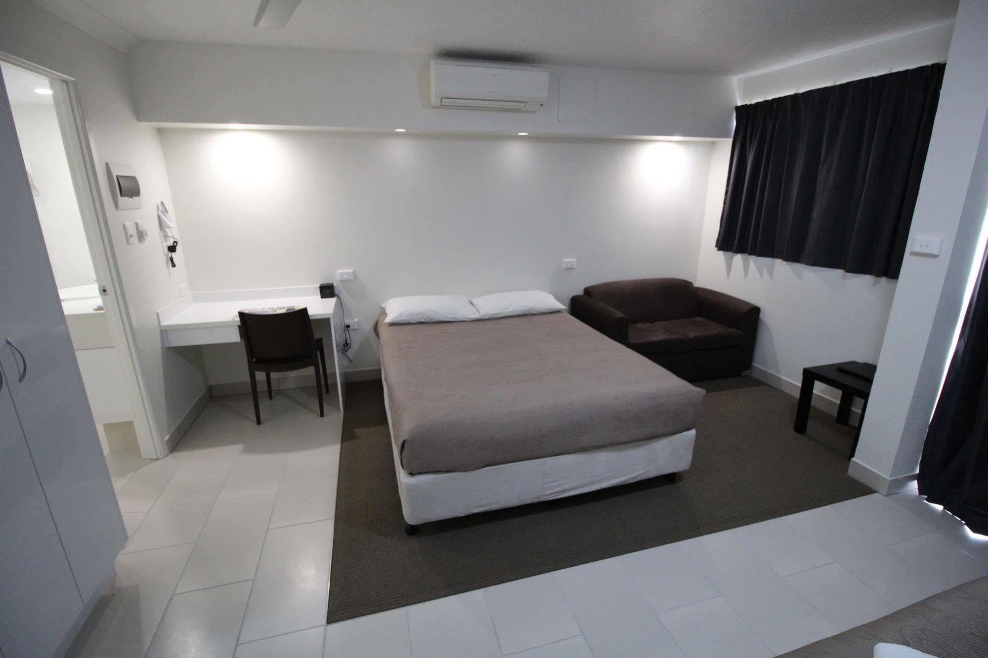 Endeavour Inn Emu Park Ngoại thất bức ảnh
