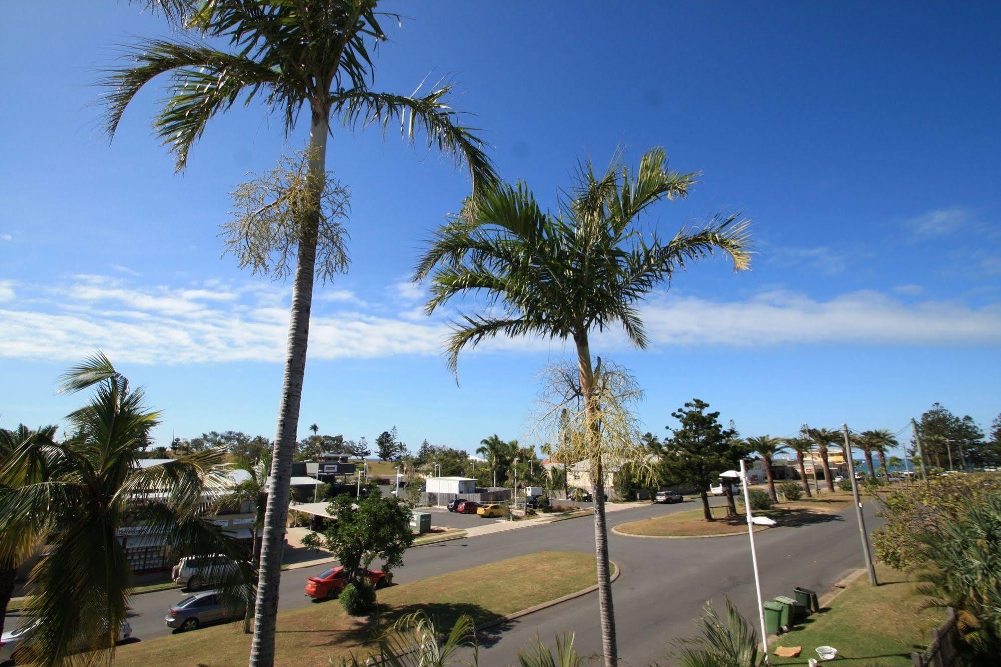 Endeavour Inn Emu Park Ngoại thất bức ảnh